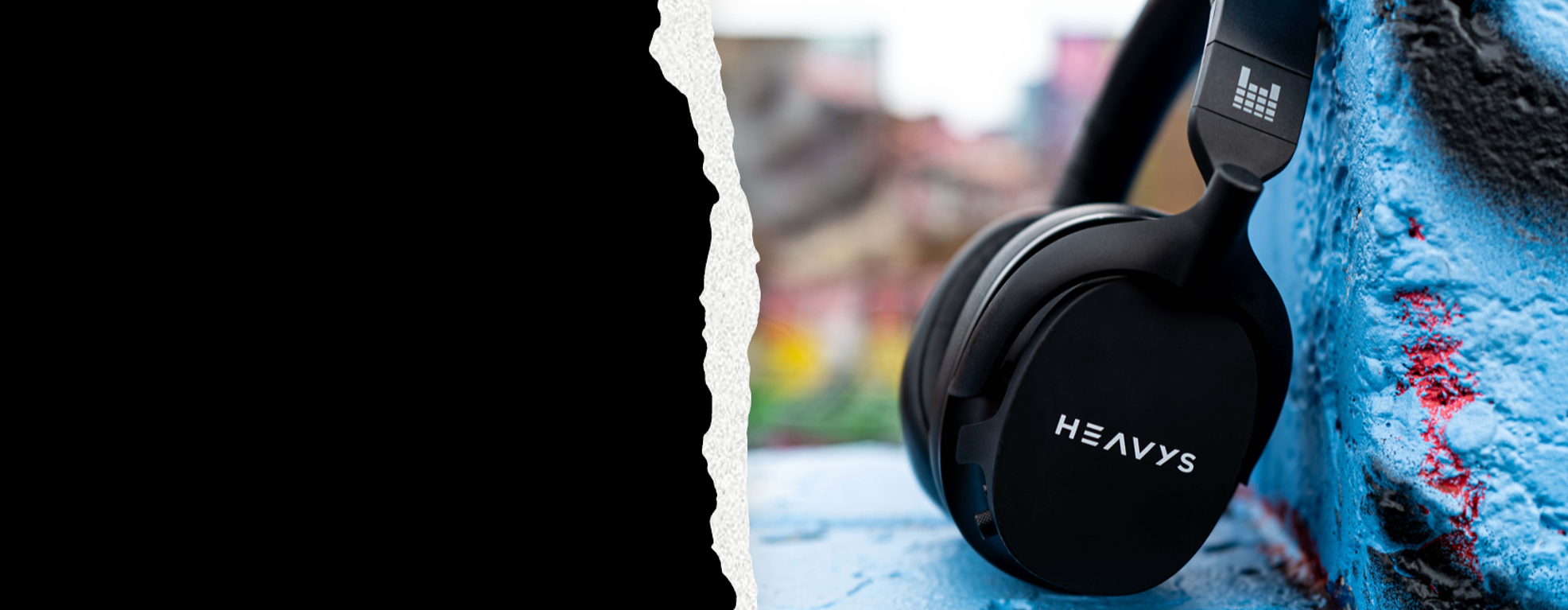 header-blue-headphones-heavys